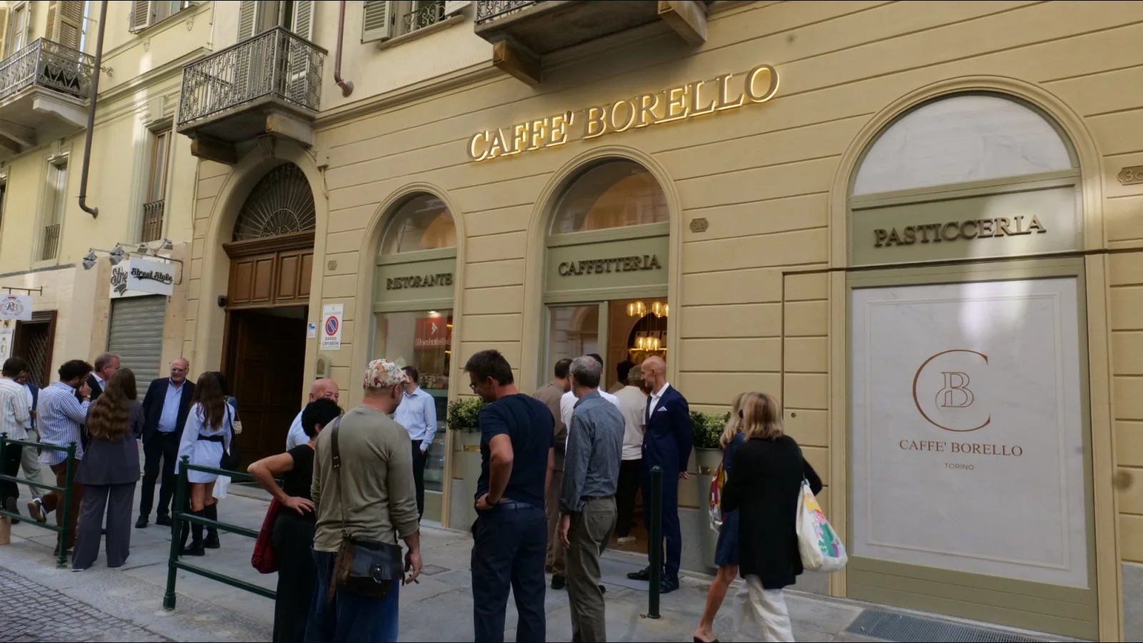 Caffè Borello a Torino: apertura e rassegna stampa